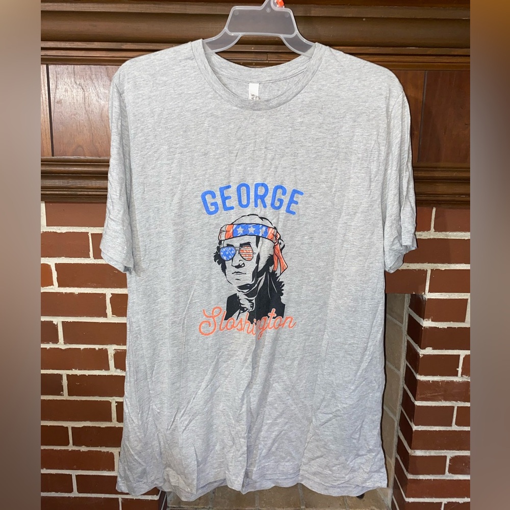La Belle Gray Graphic Tee